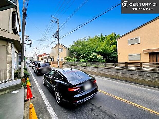 周辺環境や、お客様のご希望に合った物件も一緒にご案内を致します。住宅ローンアドバイザーによるご相談も承ります。当社はお問い合わせに即対応します!お待たせしません!
