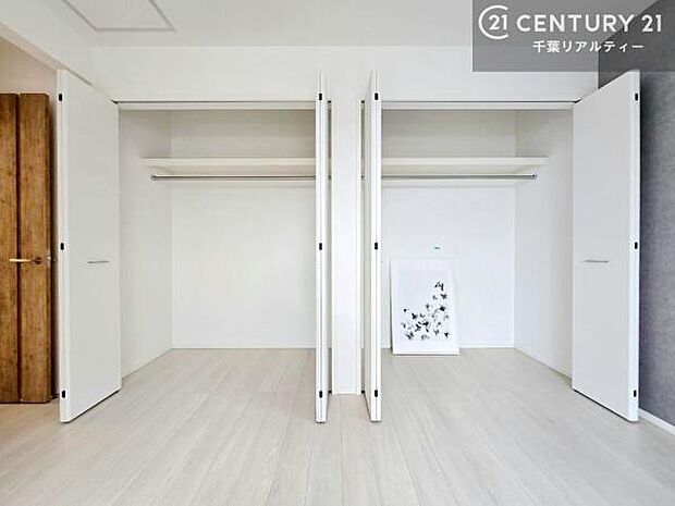 収納が充実しているからこそ、お部屋はいつも広々。掃除や片付けもラクになり、居心地の良い暮らしが続きます。