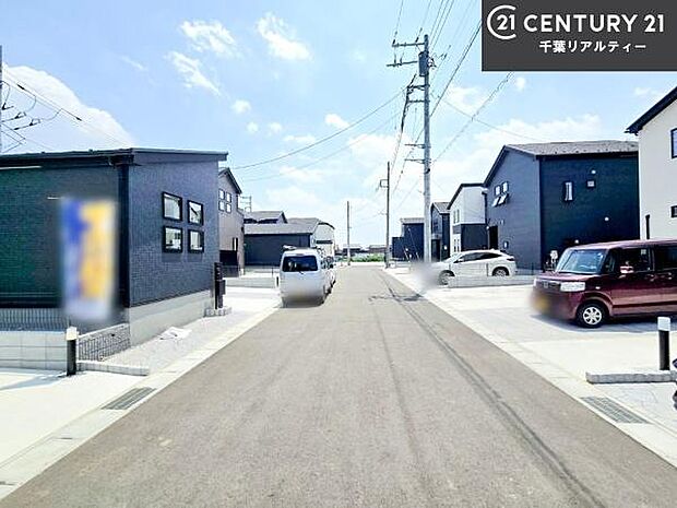 周辺環境や、お客様のご希望に合った物件も一緒にご案内を致します。住宅ローンアドバイザーによるご相談も承ります。当社はお問い合わせに即対応します!お待たせしません!
