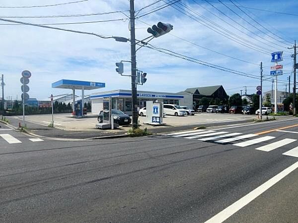 ローソン船橋三咲四丁目店まで540m