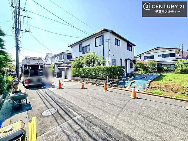 周辺環境や、お客様のご希望に合った物件も一緒にご案内を致します。住宅ローンアドバイザーによるご相談も承ります。当社はお問い合わせに即対応します！お待たせしません！
