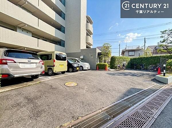 詳しい空き状況が知りたい場合はお気軽にお問い合わせください！周辺環境や、お客様のご希望に合った物件も一緒にご案内を致します。住宅ローンアドバイザーによるご相談も承ります。