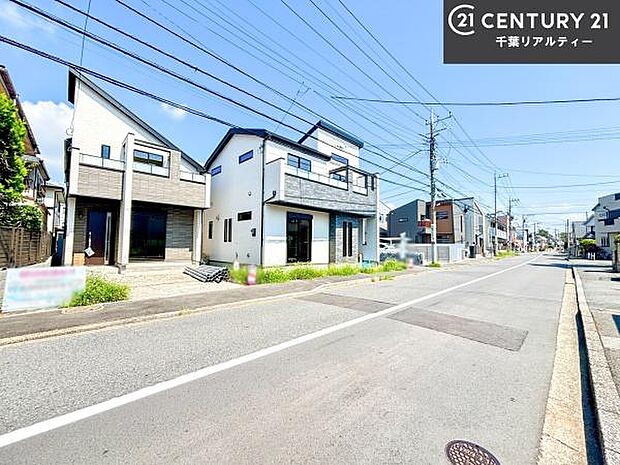 周辺環境や、お客様のご希望に合った物件も一緒にご案内を致します。住宅ローンアドバイザーによるご相談も承ります。当社はお問い合わせに即対応します!お待たせしません!