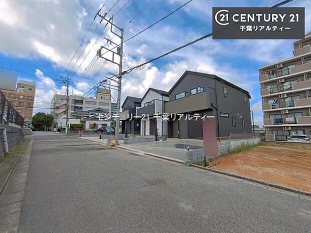 周辺環境や、お客様のご希望に合った物件も一緒にご案内を致します。住宅ローンアドバイザーによるご相談も承ります。当社はお問い合わせに即対応します！お待たせしません！