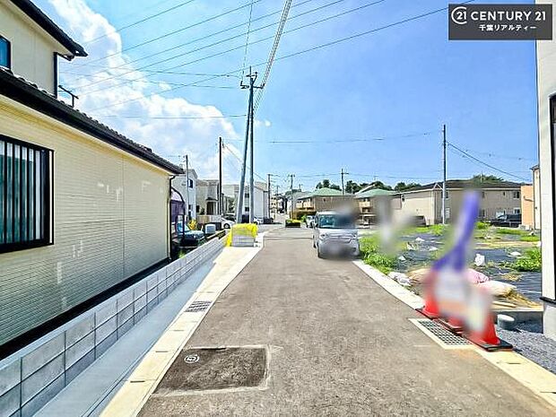 周辺環境や、お客様のご希望に合った物件も一緒にご案内を致します。住宅ローンアドバイザーによるご相談も承ります。当社はお問い合わせに即対応します!お待たせしません!