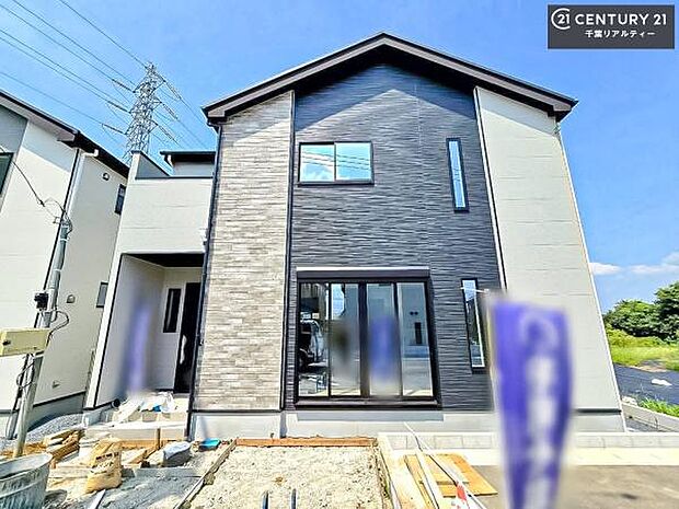 周辺環境や、お客様のご希望に合った物件も一緒にご案内を致します。住宅ローンアドバイザーによるご相談も承ります。当社はお問い合わせに即対応します!お待たせしません!