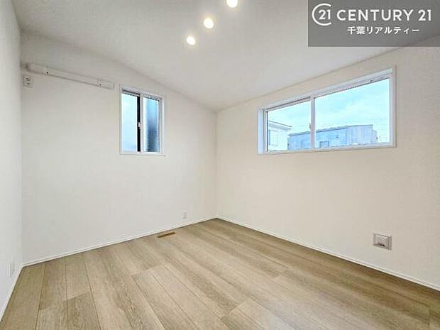 掃き出し窓がないお部屋は、お子様のお部屋としても安心です！