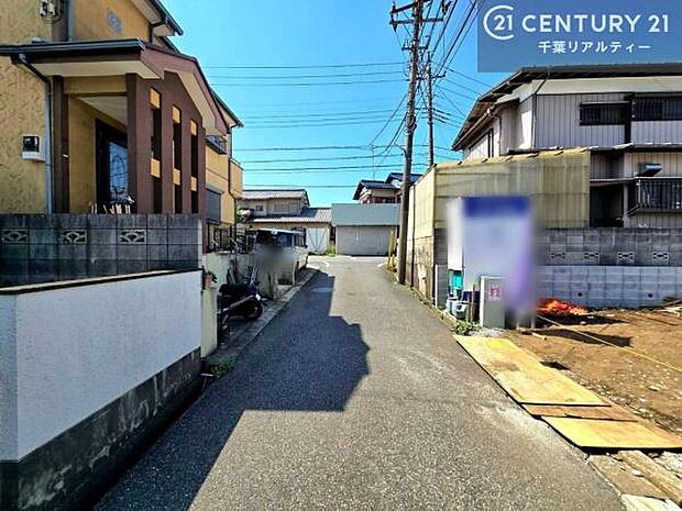 周辺環境や、お客様のご希望に合った物件も一緒にご案内を致します。住宅ローンアドバイザーによるご相談も承ります。当社はお問い合わせに即対応します!お待たせしません!
