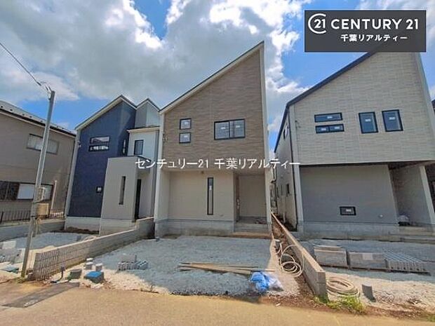 周辺環境や、お客様のご希望に合った物件も一緒にご案内を致します。住宅ローンアドバイザーによるご相談も承ります。当社はお問い合わせに即対応します！お待たせしません！