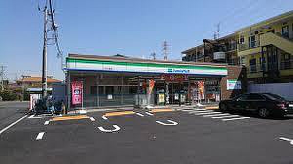 ファミリーマート市川入船店まで419m