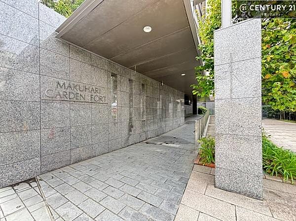 物件探しのご条件・ご要望・ご質問など、何なりと弊社スタッフまでお申し付けください！不動産に関することなら、どのようなことでも誠心誠意対応させて頂きます。