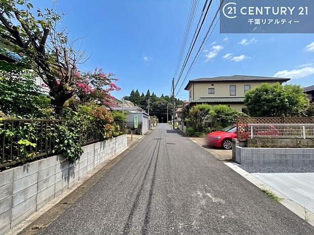周辺環境や、お客様のご希望に合った物件も一緒にご案内を致します。住宅ローンアドバイザーによるご相談も承ります。当社はお問い合わせに即対応します！お待たせしません！