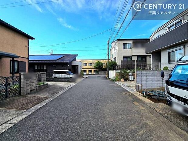 周辺環境や、お客様のご希望に合った物件も一緒にご案内を致します。住宅ローンアドバイザーによるご相談も承ります。当社はお問い合わせに即対応します!お待たせしません!