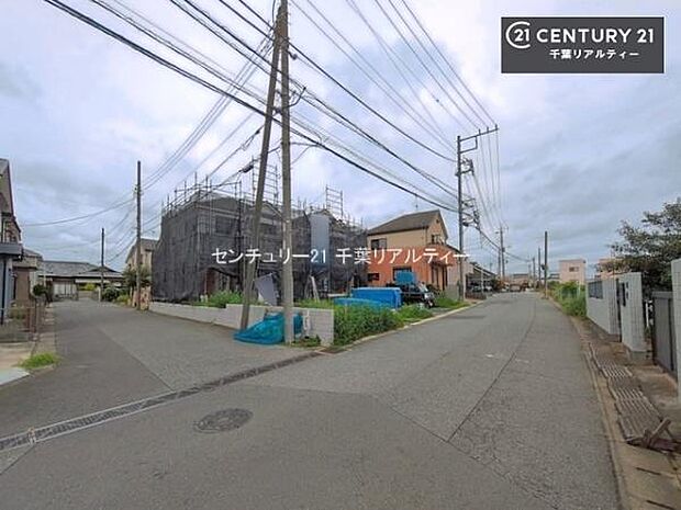周辺環境や、お客様のご希望に合った物件も一緒にご案内を致します。住宅ローンアドバイザーによるご相談も承ります。当社はお問い合わせに即対応します!お待たせしません!