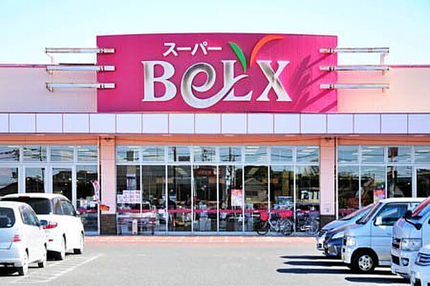 ベルクス松飛台店まで666m