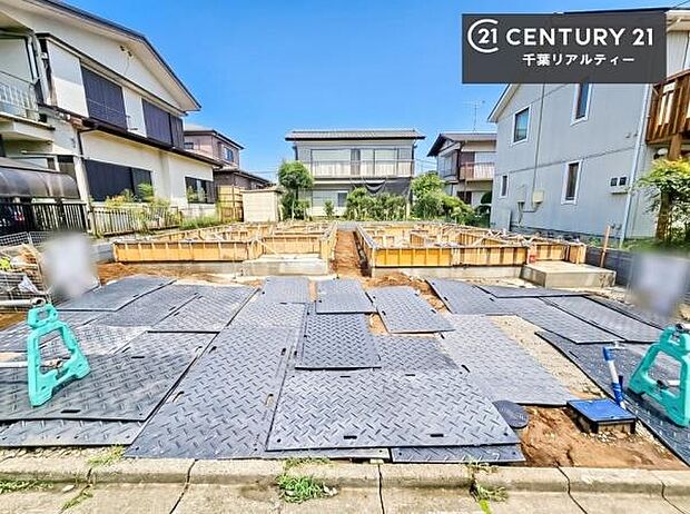 全2棟のキレイな街並み。是非1度ご内見ください。物件探しのご条件・ご要望・ご質問など、不動産に関することならどのようなことでも誠心誠意対応させて頂きます。