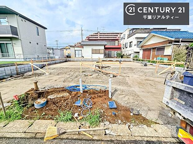 全2棟のキレイな街並み。是非1度ご内見ください。物件探しのご条件・ご要望・ご質問など、不動産に関することならどのようなことでも誠心誠意対応させて頂きます。