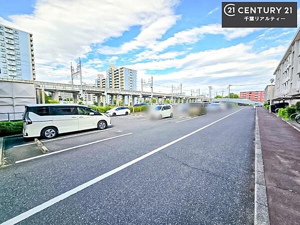 詳しい空き状況が知りたい場合はお気軽にお問い合わせください！周辺環境や、お客様のご希望に合った物件も一緒にご案内を致します。住宅ローンアドバイザーによるご相談も承ります。