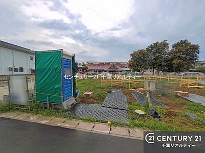 外観：建築中ですが、現地ご案内可能です。周辺環境や他物件もまとめてご案内可能です！不動産の事ならどんな事でもお気軽にご相談ください。