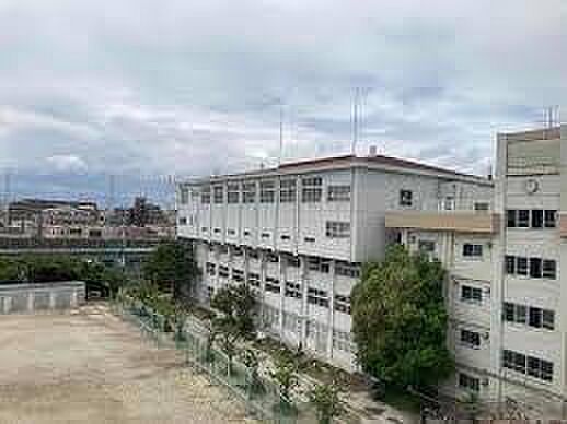 市川市立第七中学校まで1100m