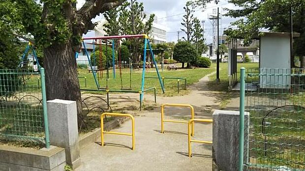 行徳児童公園まで25m