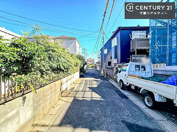 周辺環境や、お客様のご希望に合った物件も一緒にご案内を致します。住宅ローンアドバイザーによるご相談も承ります。当社はお問い合わせに即対応します!お待たせしません!