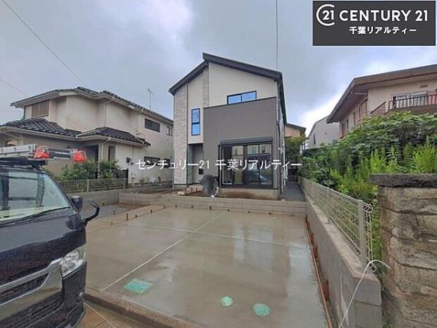 物件探しのご条件・ご要望・ご質問など、何なりと弊社スタッフまでお申し付けください!不動産に関することなら、どのようなことでも誠心誠意対応させて頂きます。