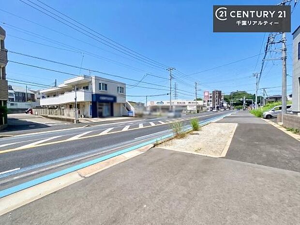 周辺環境や、お客様のご希望に合った物件も一緒にご案内を致します。住宅ローンアドバイザーによるご相談も承ります。当社はお問い合わせに即対応します!お待たせしません!