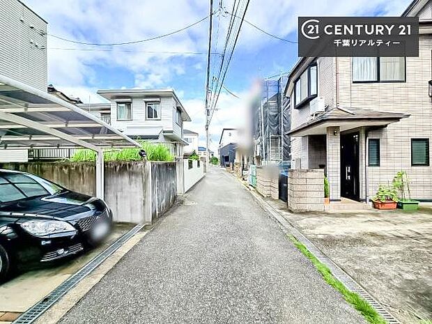 周辺環境や、お客様のご希望に合った物件も一緒にご案内を致します。住宅ローンアドバイザーによるご相談も承ります。当社はお問い合わせに即対応します!お待たせしません!