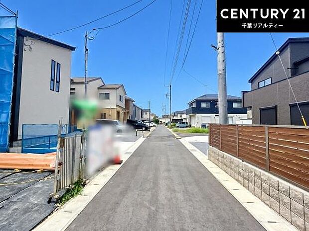 周辺環境や、お客様のご希望に合った物件も一緒にご案内を致します。住宅ローンアドバイザーによるご相談も承ります。当社はお問い合わせに即対応します!お待たせしません!