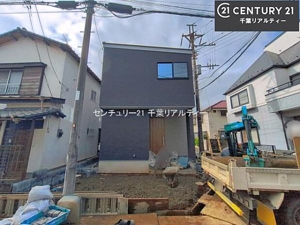 物件探しのご条件・ご要望・ご質問など、何なりと弊社スタッフまでお申し付けください！不動産に関することなら、どのようなことでも誠心誠意対応させて頂きます。
