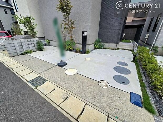 カースペース付きなのでマイカーをお持ちの方も安心ですね!ぜひ現地にてお確かめくださいませ!