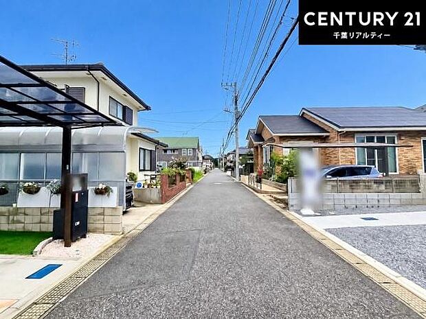 周辺環境や、お客様のご希望に合った物件も一緒にご案内を致します。住宅ローンアドバイザーによるご相談も承ります。当社はお問い合わせに即対応します!お待たせしません!