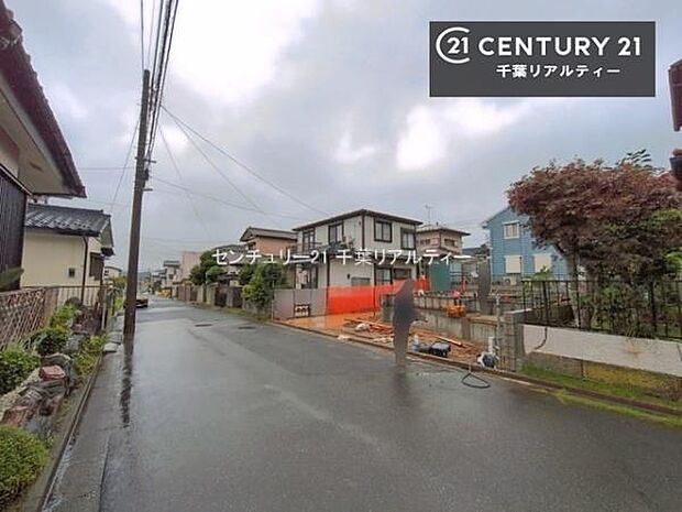 周辺環境や、お客様のご希望に合った物件も一緒にご案内を致します。住宅ローンアドバイザーによるご相談も承ります。当社はお問い合わせに即対応します!お待たせしません!