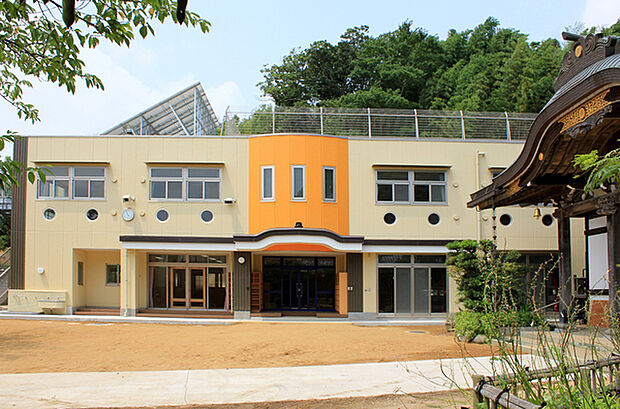 成田保育園まで715m