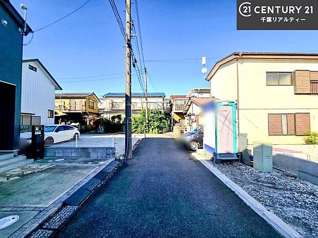 周辺環境や、お客様のご希望に合った物件も一緒にご案内を致します。住宅ローンアドバイザーによるご相談も承ります。当社はお問い合わせに即対応します!お待たせしません!