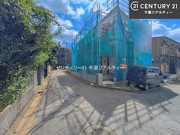 周辺環境や、お客様のご希望に合った物件も一緒にご案内を致します。住宅ローンアドバイザーによるご相談も承ります。当社はお問い合わせに即対応します！お待たせしません！