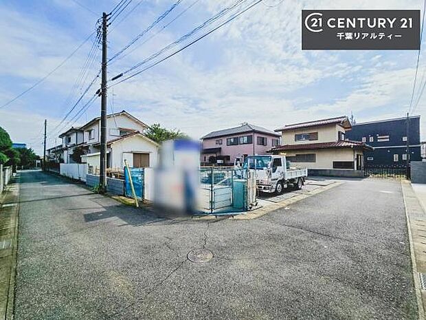 周辺環境や、お客様のご希望に合った物件も一緒にご案内を致します。住宅ローンアドバイザーによるご相談も承ります。当社はお問い合わせに即対応します!お待たせしません!