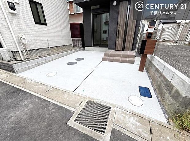 カースペース付きなのでマイカーをお持ちの方も安心ですね!ぜひ現地にてお確かめくださいませ!