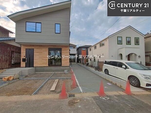物件探しのご条件・ご要望・ご質問など、何なりと弊社スタッフまでお申し付けください!不動産に関することなら、どのようなことでも誠心誠意対応させて頂きます。