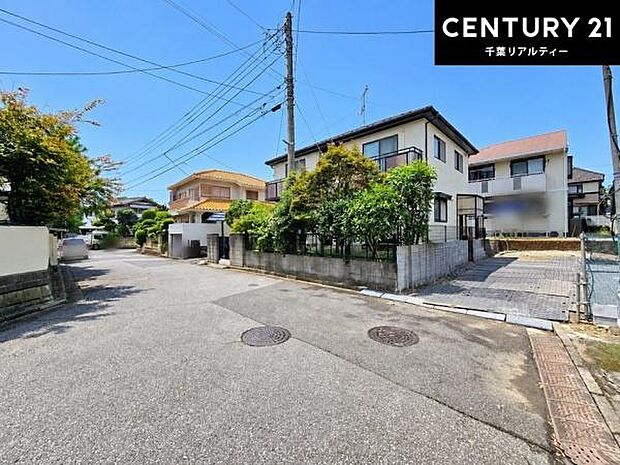 物件探しのご条件・ご要望・ご質問など、何なりと弊社スタッフまでお申し付けください!不動産に関することなら、どのようなことでも誠心誠意対応させて頂きます。