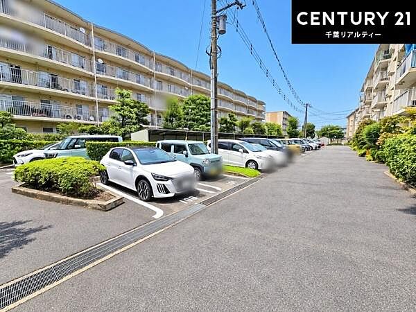 詳しい空き状況が知りたい場合はお気軽にお問い合わせください！周辺環境や、お客様のご希望に合った物件も一緒にご案内を致します。住宅ローンアドバイザーによるご相談も承ります。