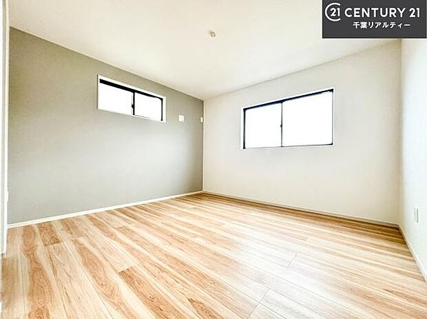シンプルでレイアウトしやすい洋室は、お子様のお部屋としても最適。成長に合わせて柔軟にお使いいただけます。