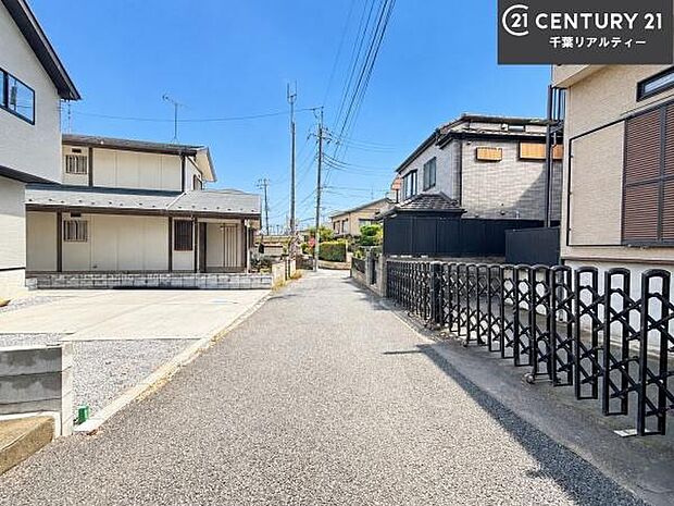 周辺環境や、お客様のご希望に合った物件も一緒にご案内を致します。住宅ローンアドバイザーによるご相談も承ります。当社はお問い合わせに即対応します!お待たせしません!