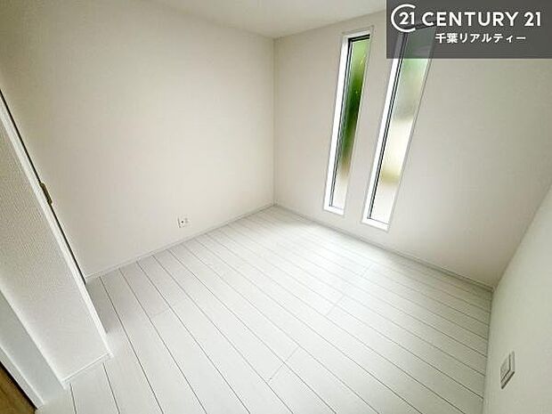 シンプルでレイアウトしやすい洋室は、お子様のお部屋としても最適。成長に合わせて柔軟にお使いいただけます。