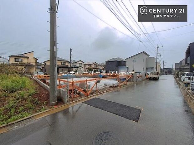 周辺環境や、お客様のご希望に合った物件も一緒にご案内を致します。住宅ローンアドバイザーによるご相談も承ります。当社はお問い合わせに即対応します!お待たせしません!