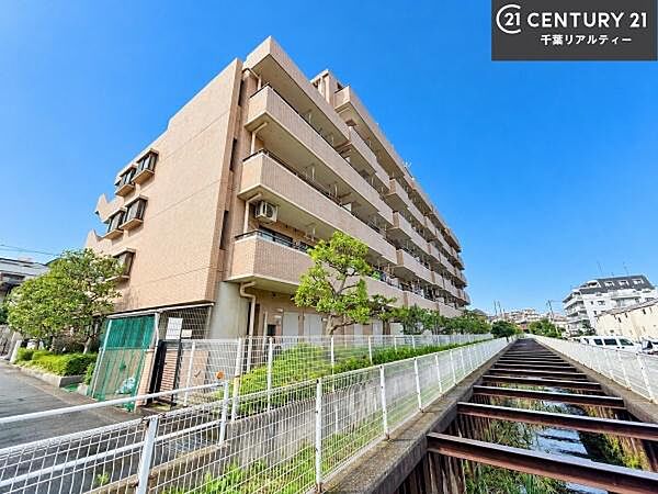 物件探しのご条件・ご要望・ご質問など、何なりと弊社スタッフまでお申し付けください！不動産に関することなら、どのようなことでも誠心誠意対応させて頂きます。