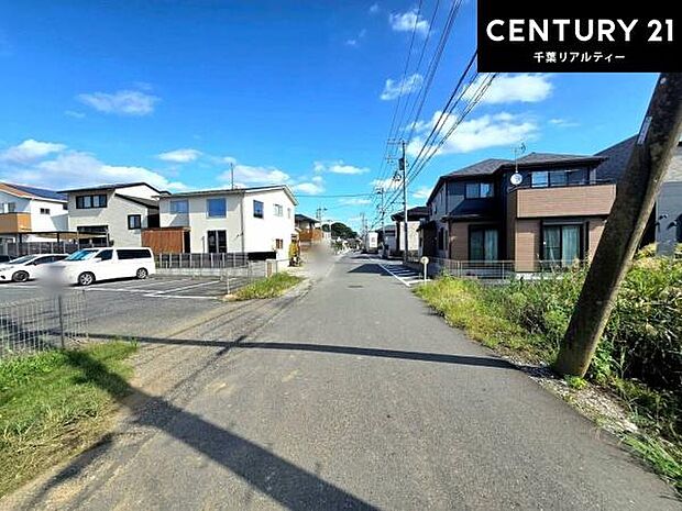 周辺環境や、お客様のご希望に合った物件も一緒にご案内を致します。住宅ローンアドバイザーによるご相談も承ります。当社はお問い合わせに即対応します!お待たせしません!