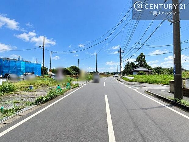 周辺環境や、お客様のご希望に合った物件も一緒にご案内を致します。住宅ローンアドバイザーによるご相談も承ります。当社はお問い合わせに即対応します!お待たせしません!