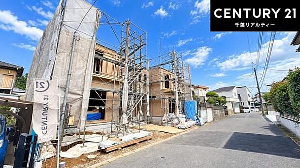 周辺環境や、お客様のご希望に合った物件も一緒にご案内を致します。住宅ローンアドバイザーによるご相談も承ります。当社はお問い合わせに即対応します!お待たせしません!